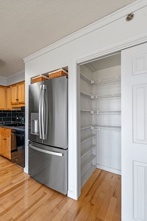 60 Rantoul Street, Unit 711 Beverly, MA 01915 - Photo 7 of 36 Gallery Image 7