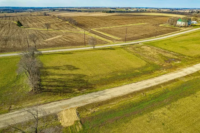 $74,900 | Lot 37 Briar, Monroe, WI 53566