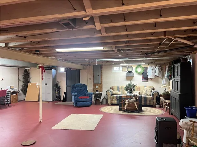 $300,000 | 3070 Spangler Road, West Middlesex, PA 16159