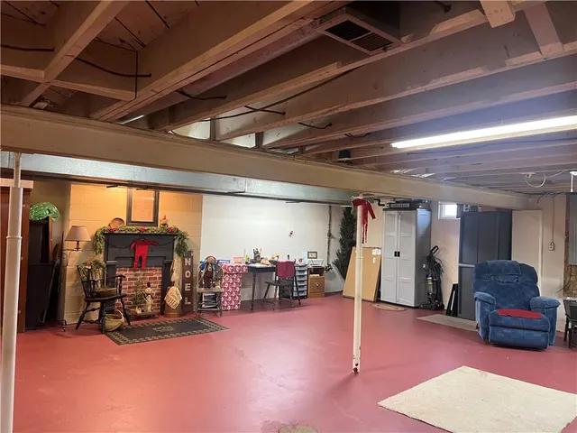 $300,000 | 3070 Spangler Road, West Middlesex, PA 16159