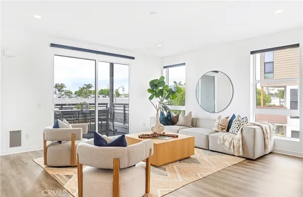 $1,849,000 | 1660 Pomona Avenue, Costa Mesa, CA 92627