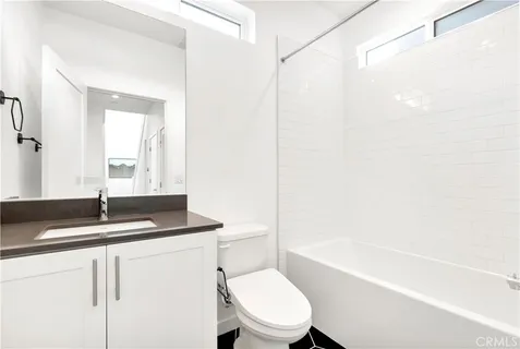 $1,849,000 | 1660 Pomona Avenue, Costa Mesa, CA 92627