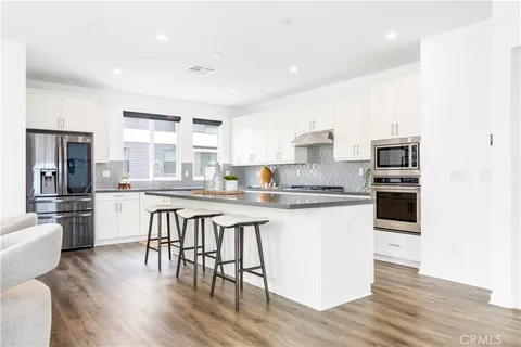 $1,849,000 | 1660 Pomona Avenue, Costa Mesa, CA 92627