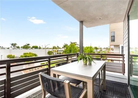 $1,849,000 | 1660 Pomona Avenue, Costa Mesa, CA 92627