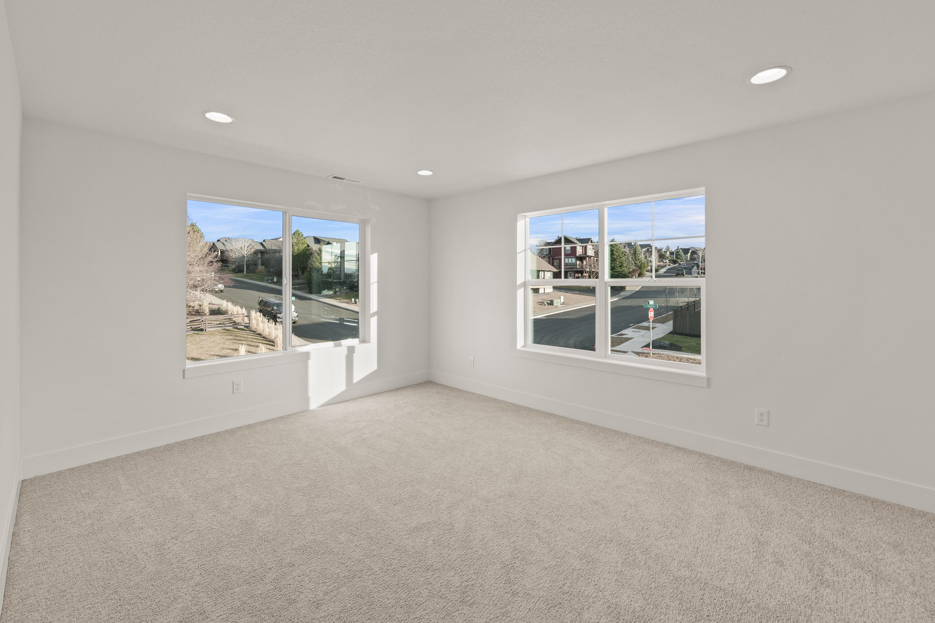 4303 Southwest Rhyolite Place, Unit LOT 17 Redmond, OR 97756 - Photo 27 of 33