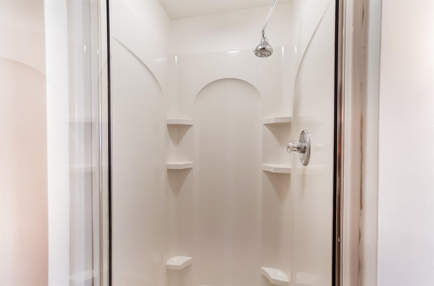 2922 North Bend Road Cincinnati, OH 45239 - Photo 36 of 46 Gallery Image 36