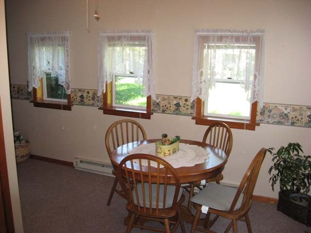 218 3rd Street Colona, IL 61241 - Photo 7 of 8 Gallery Image 7