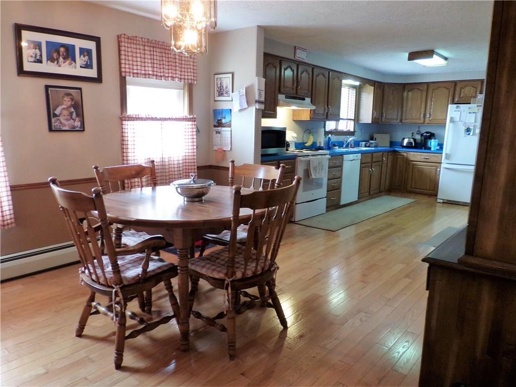 649 Main Street Springvale, ME 04083 - Photo 2 of 18 20181010002403178585000000-o