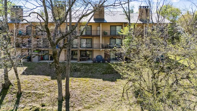 $495,000 | 8023 West Old Highway 73, Unit 102, Townsend, TN 37882