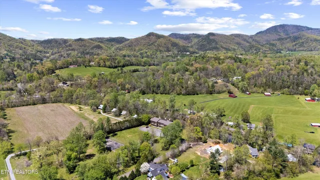 $495,000 | 8023 West Old Highway 73, Unit 102, Townsend, TN 37882