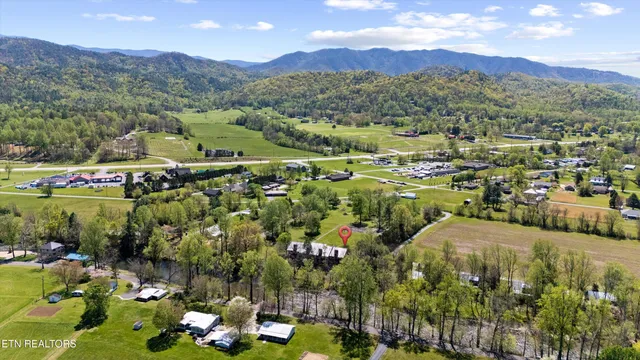 $495,000 | 8023 West Old Highway 73, Unit 102, Townsend, TN 37882