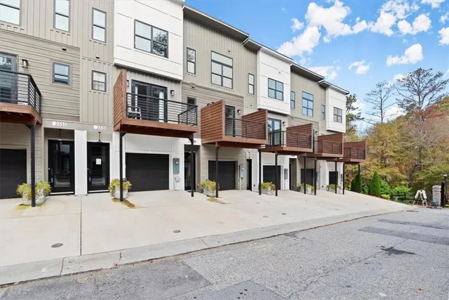 $584,900 | 2329 Mason Drive, Unit D24, Atlanta, GA 30316