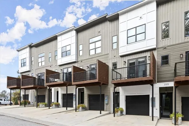$584,900 | 2329 Mason Drive, Unit D24, Atlanta, GA 30316