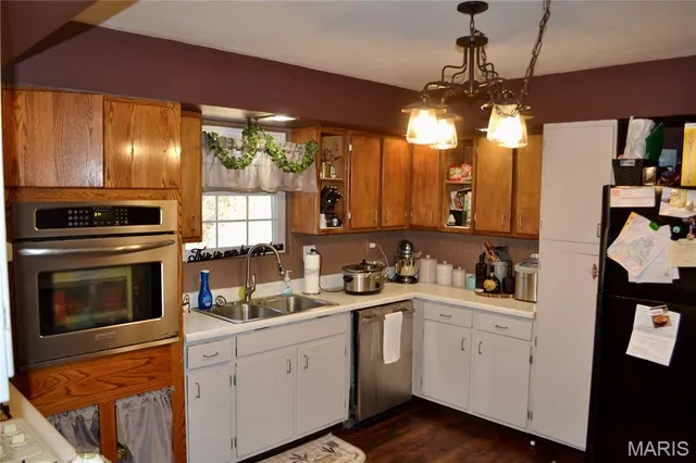 $265,000 | 404 Helber Drive, Farmington, MO 63640