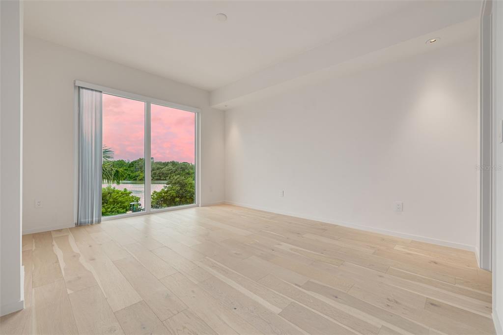 1020 Sunset Point Road, Unit 213 Clearwater, FL 33755 - Photo 11 of 71