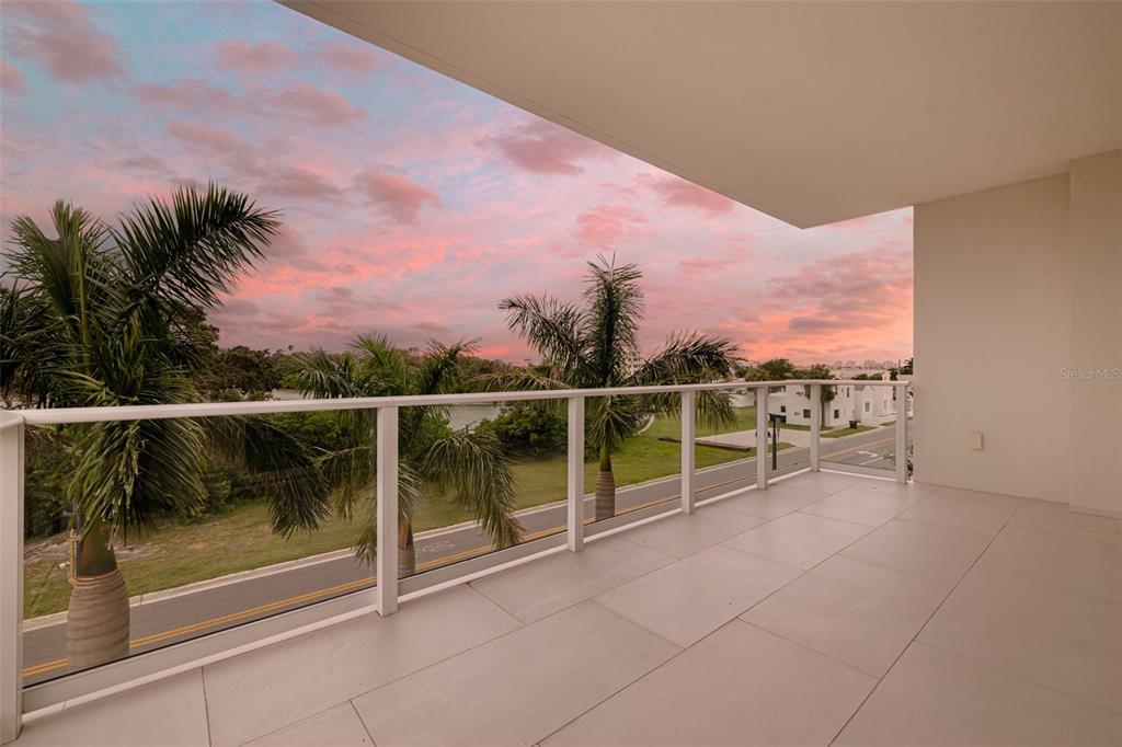 1020 Sunset Point Road, Unit 213 Clearwater, FL 33755 - Photo 2 of 71