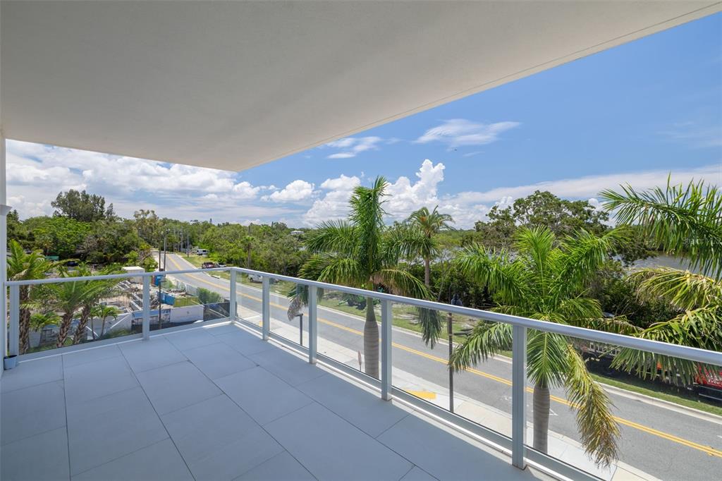 1020 Sunset Point Road, Unit 213 Clearwater, FL 33755 - Photo 25 of 71