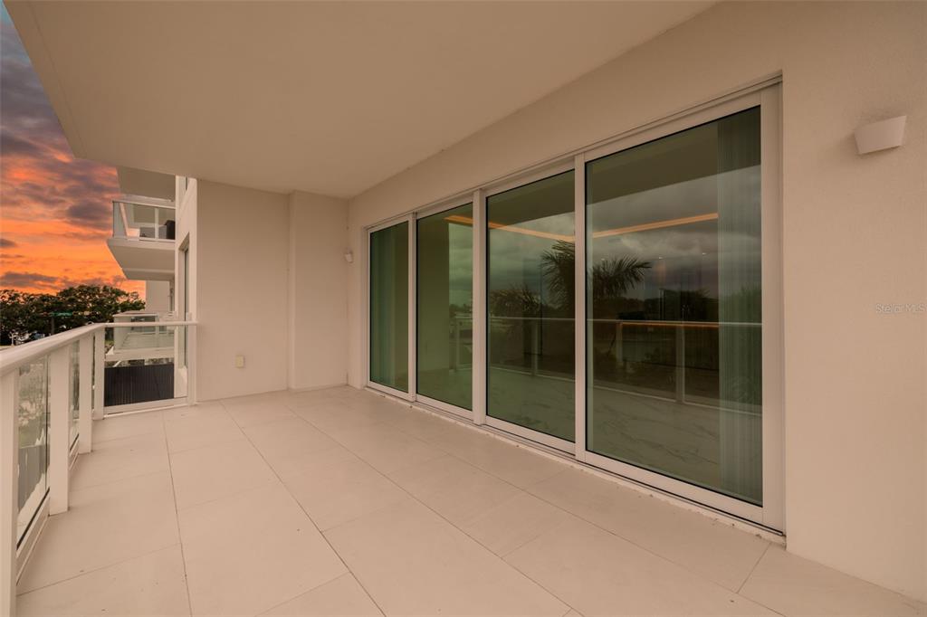 1020 Sunset Point Road, Unit 213 Clearwater, FL 33755 - Photo 29 of 71