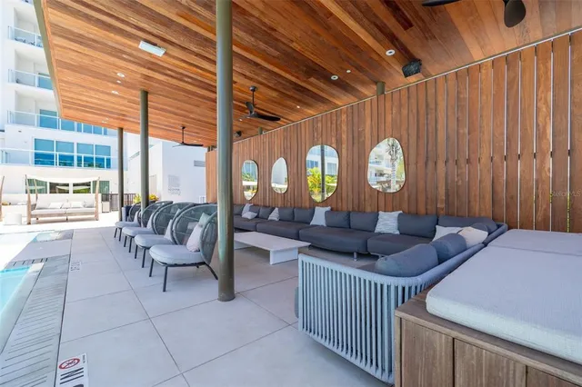 $6,900 | 1020 Sunset Point Road, Unit 213, Clearwater, FL 33755