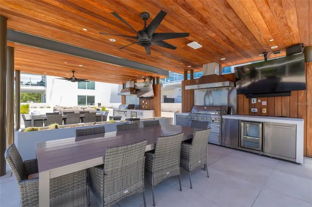 $6,900 | 1020 Sunset Point Road, Unit 213, Clearwater, FL 33755