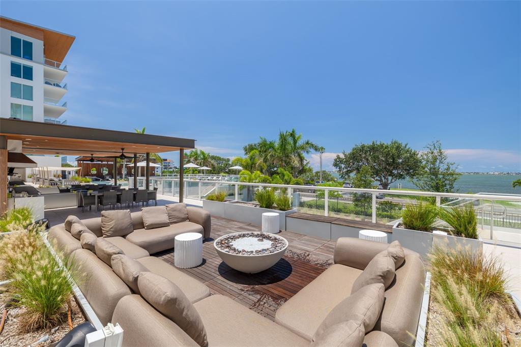 1020 Sunset Point Road, Unit 213 Clearwater, FL 33755 - Photo 45 of 71