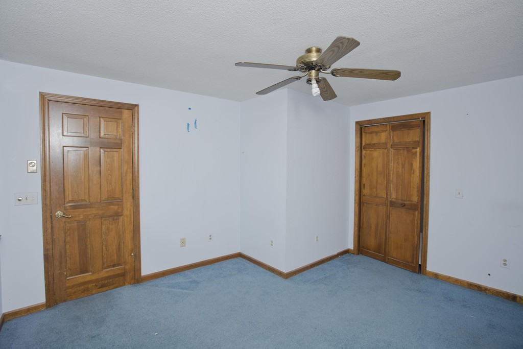 137 Schoolhouse Road Chicopee, MA 01020 - Photo 24 of 29 Gallery Image 24