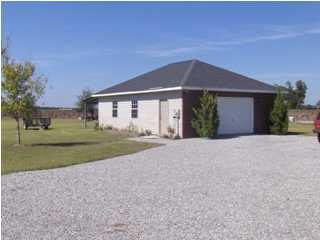 3003 Chance Road Molino, FL 32577 - Photo 9 of 24 Gallery Image 9