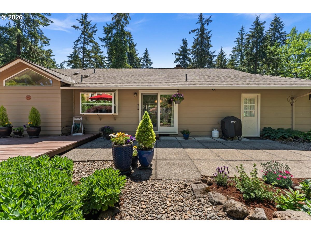 5329 Southwest Charleton Court Lake Oswego, OR 97035 - Photo 33 of 41