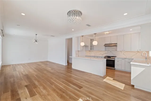 $15,000 | 1200 Manhattan Avenue, Manhattan Beach, CA 90266