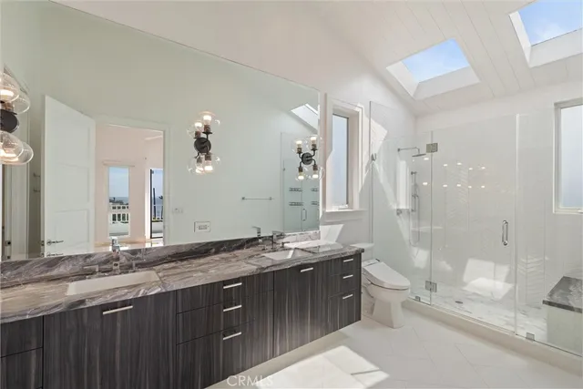 $15,000 | 1200 Manhattan Avenue, Manhattan Beach, CA 90266