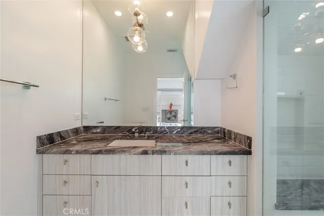$15,000 | 1200 Manhattan Avenue, Manhattan Beach, CA 90266
