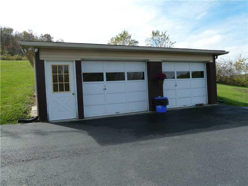 1610 N Road McDonald, PA 15057 - Photo 14 of 16 Parking Lot/Garage.