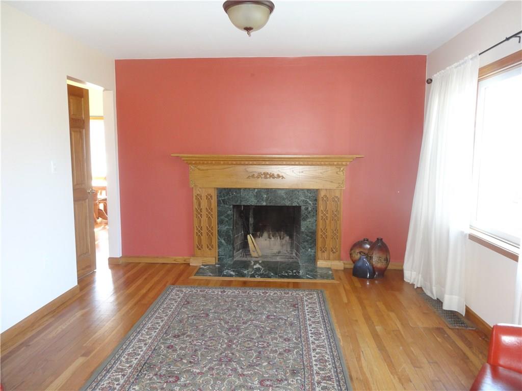 239 Drake Road Bethel Park, PA 15102 - Photo 4 of 20 Gallery Image 4
