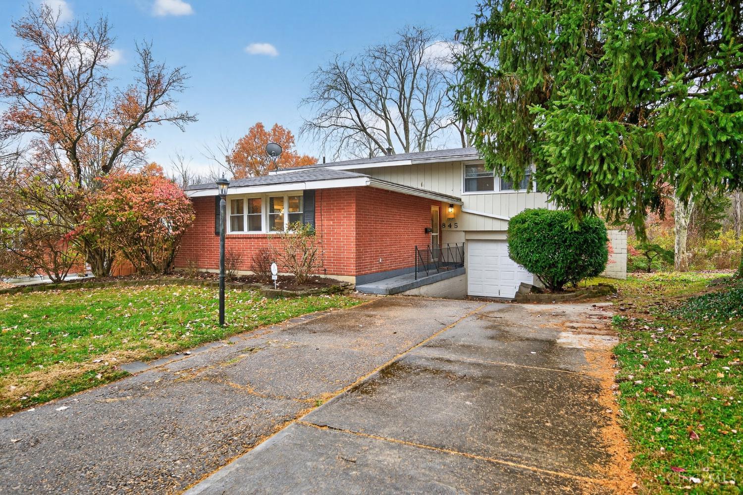 845 Cascade Road Forest Park, OH 45240 - Photo 1 of 28 Gallery Image 1