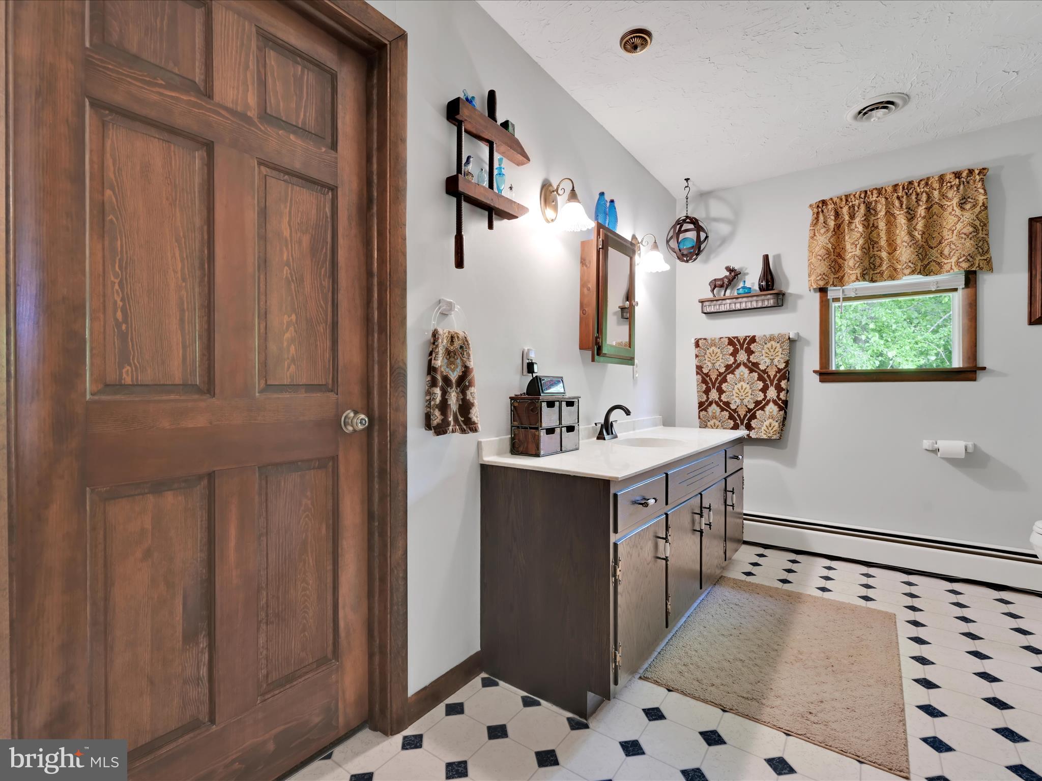 82 South Mountain Road Robesonia, PA 19551 - Photo 20 of 47 Bathroom