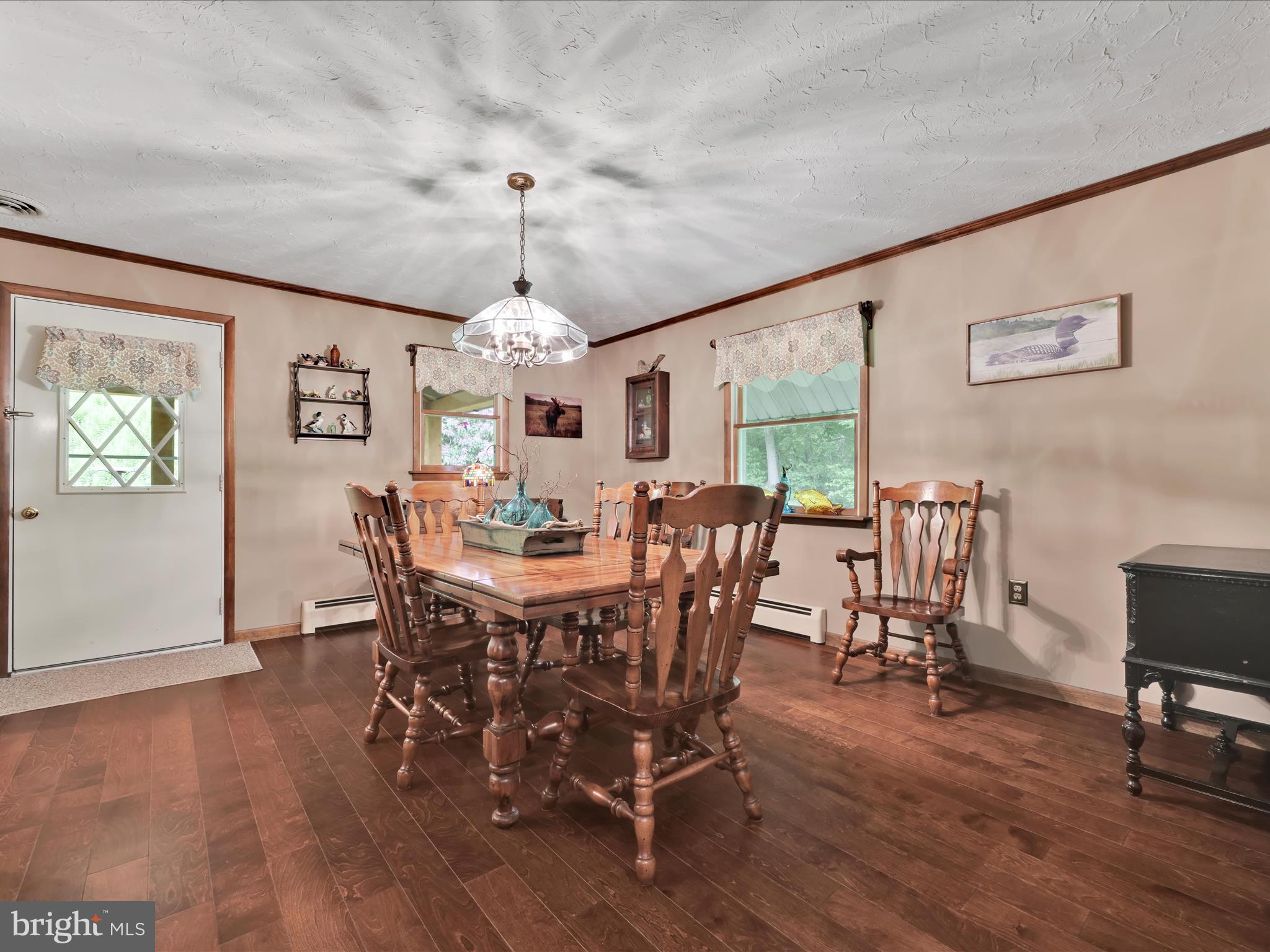 82 South Mountain Road Robesonia, PA 19551 - Photo 8 of 47 Dining Room