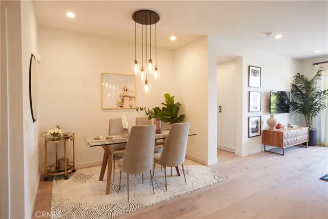 $1,230,000 | 1333 South Orange Grove Avenue, Unit 311, Los Angeles, CA 90019