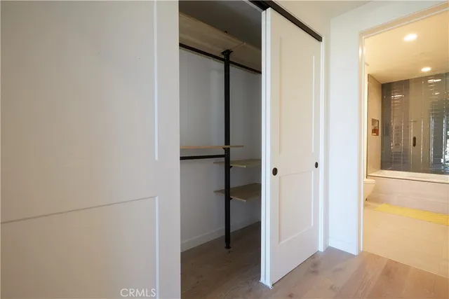 $1,230,000 | 1333 South Orange Grove Avenue, Unit 311, Los Angeles, CA 90019