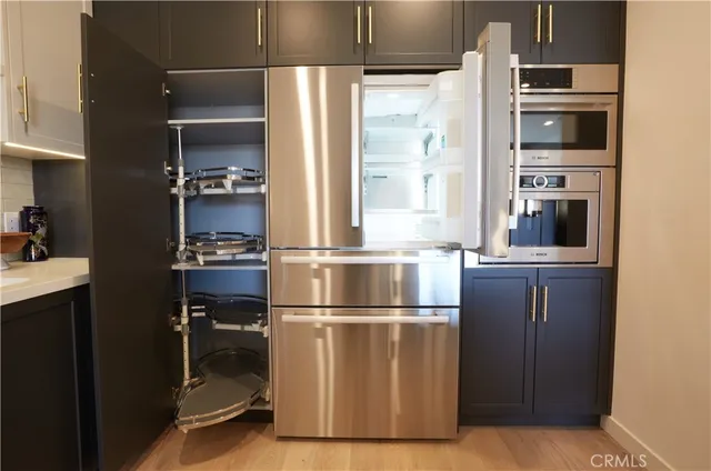 $1,230,000 | 1333 South Orange Grove Avenue, Unit 311, Los Angeles, CA 90019