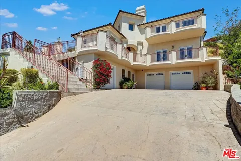$2,998,000 | 1248 East Tujunga Avenue, Burbank, CA 91501