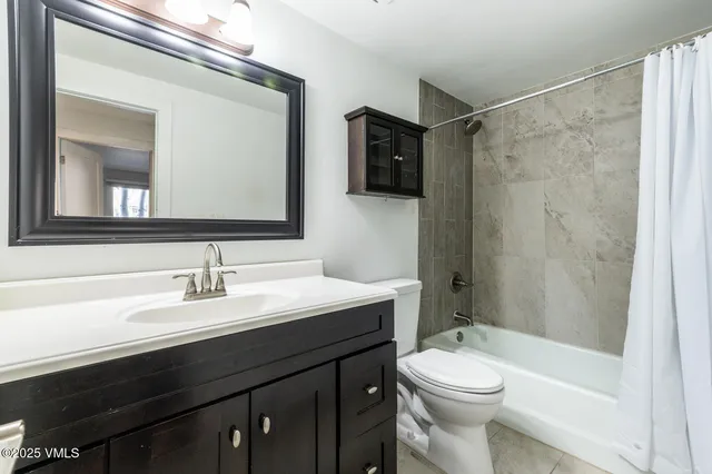 $649,000 | 2079 Chamonix Lane, Unit 5, Vail, CO 81657