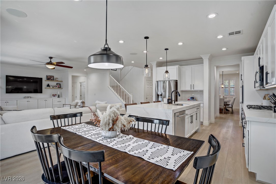 7612 Kit Carson Avenue Las Vegas, NV 89179 - Photo 7 of 37