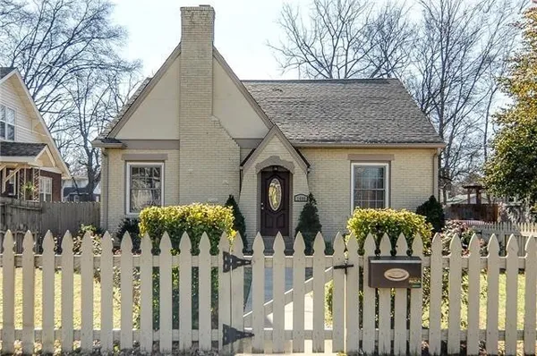 $3,900 | 1404 Greenwood Avenue, Nashville, TN 37206