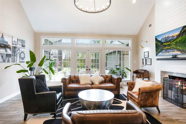 $630,000 | 6211 Kingscrest Lane, Spring, TX 77389