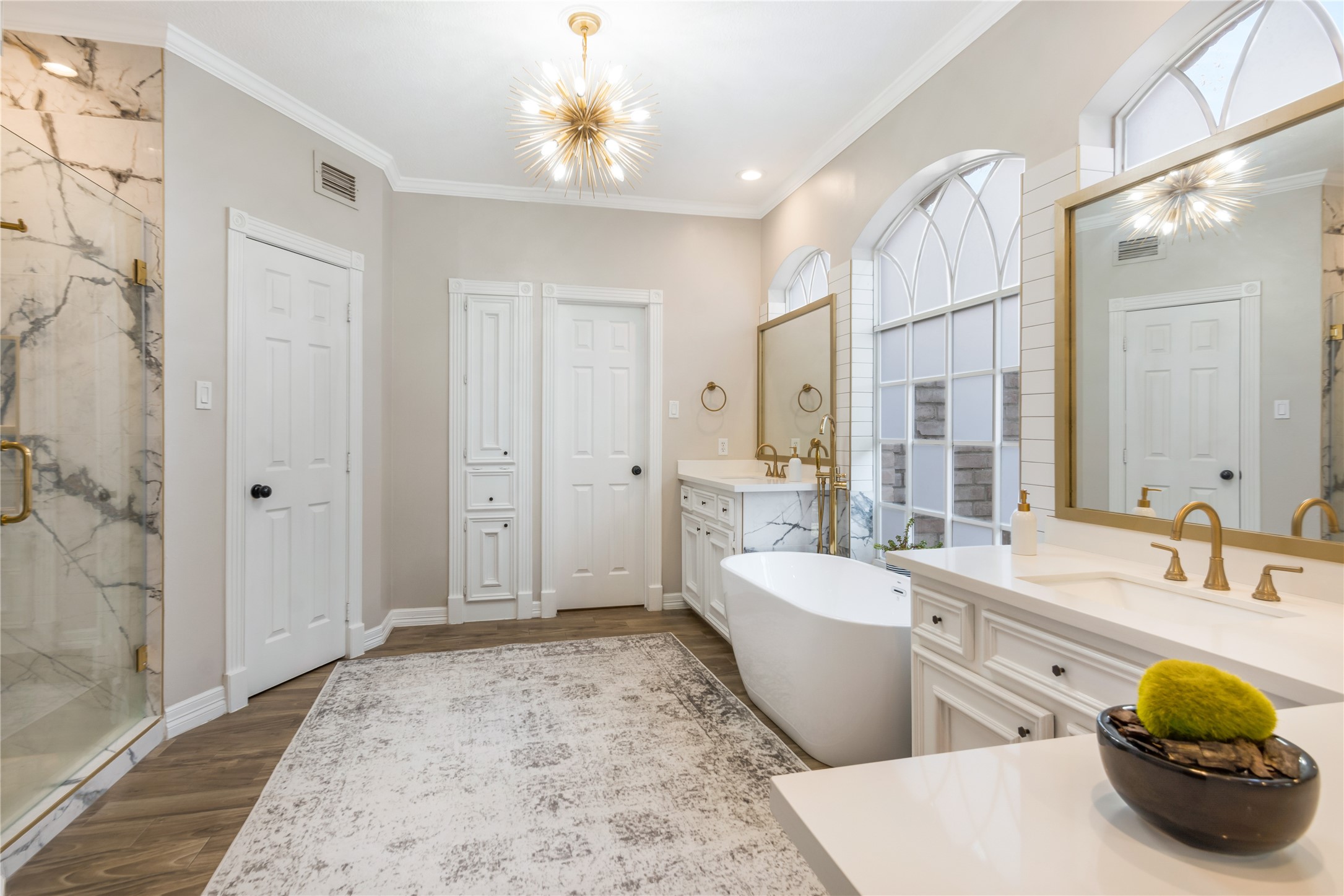 6211 Kingscrest Lane Spring, TX 77389 - Photo 21 of 38 a bathroom with a double vanity sink mirror and bathtub
