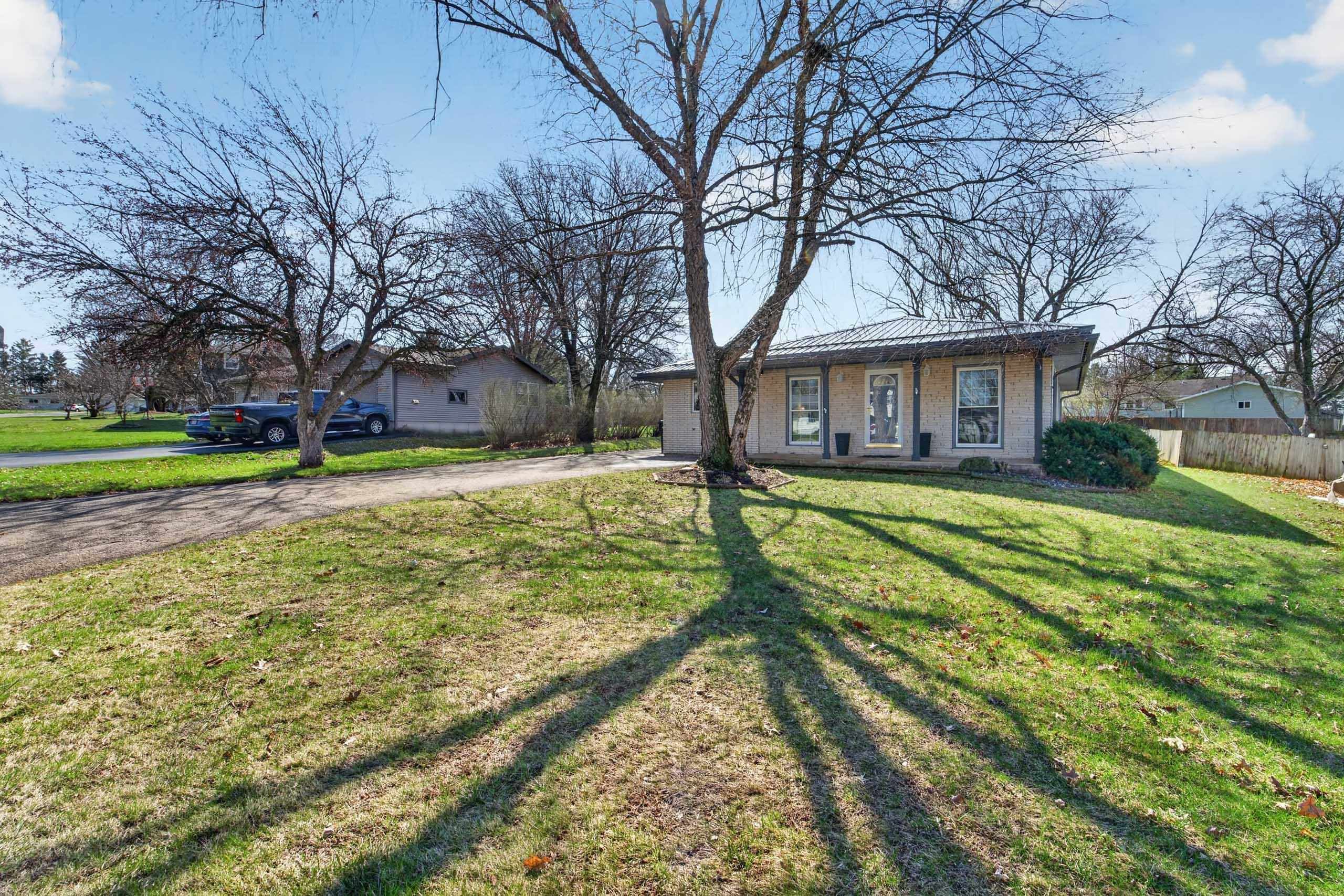 4389 Curry Lane Windsor, WI 53598 - Photo 4 of 29
