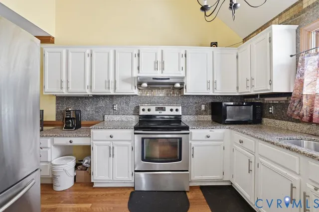 $549,950 | 526 Aldengate Terrace, Midlothian, VA 23114