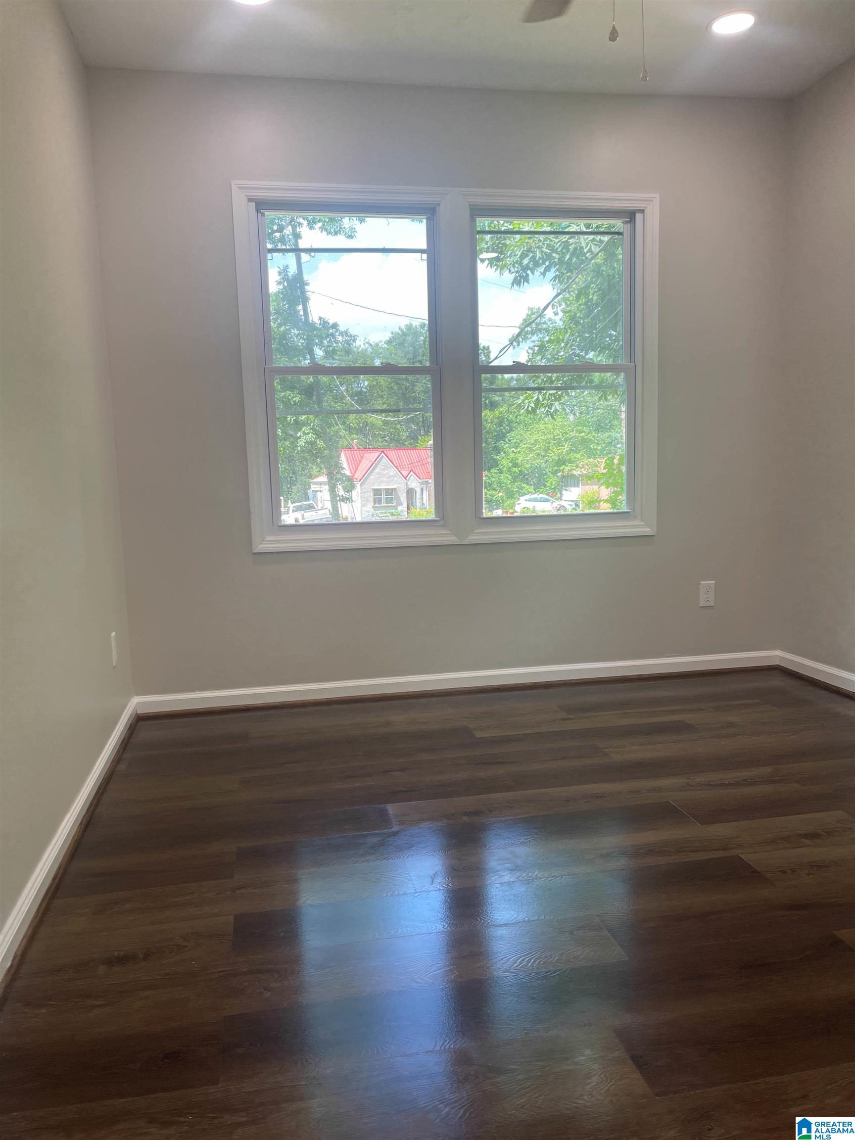 827 Hillcrest Road Birmingham, AL 35235 - Photo 5 of 16