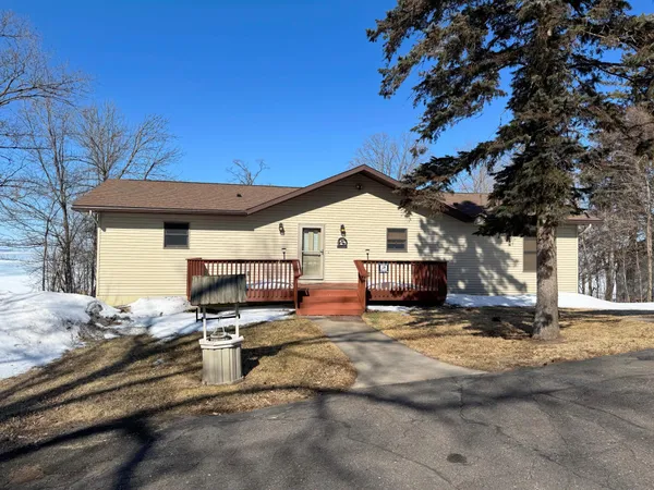 $774,900 | 8942 Eyota Way, Onamia, MN 56359