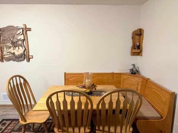 $774,900 | 8942 Eyota Way, Onamia, MN 56359